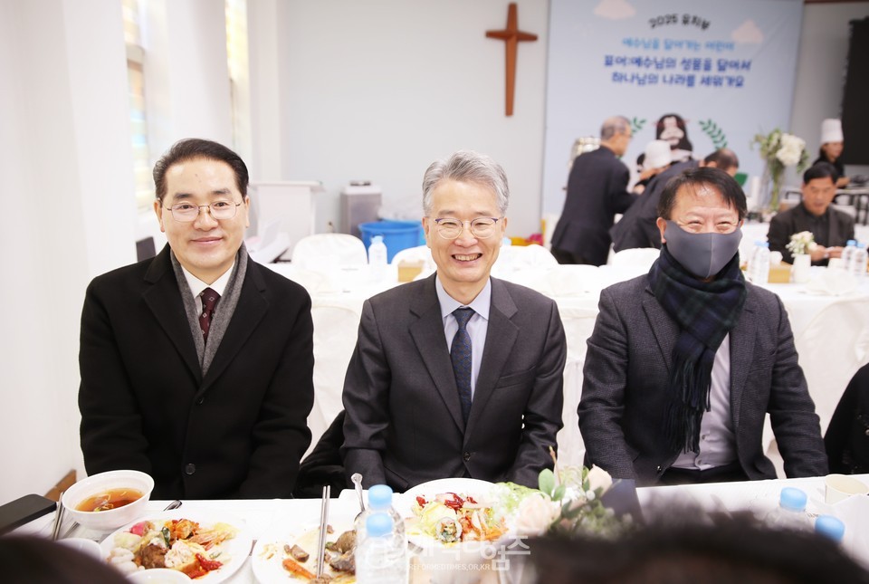 총회군선교회 회장 홍성현 목사, 딸 결혼예식 모습