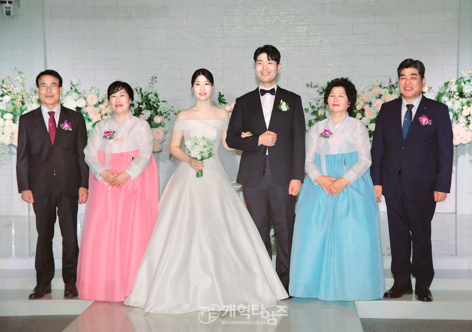 영남협ㆍ부울경 성경선 목사, 차남 결혼예식 모습