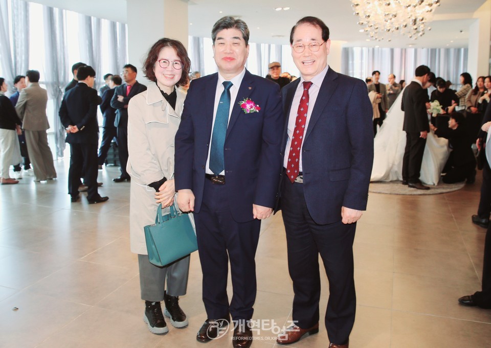 영남협ㆍ부울경 성경선 목사, 차남 결혼예식 모습