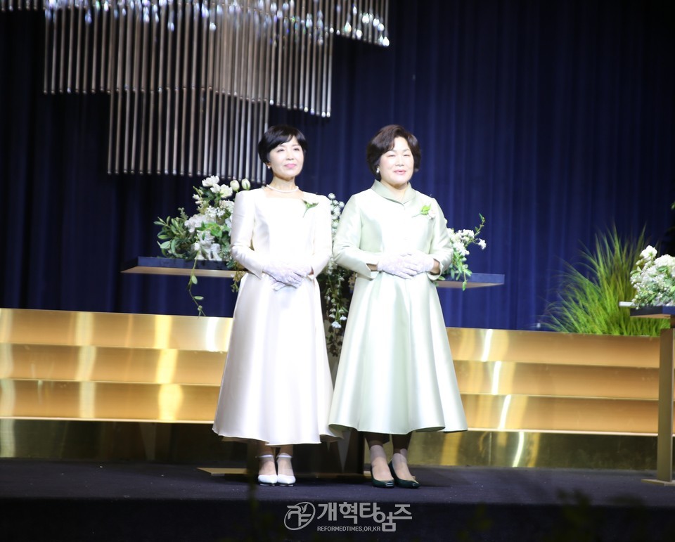 대구목자교회 박기준 목사, 장녀 결혼예식 모습