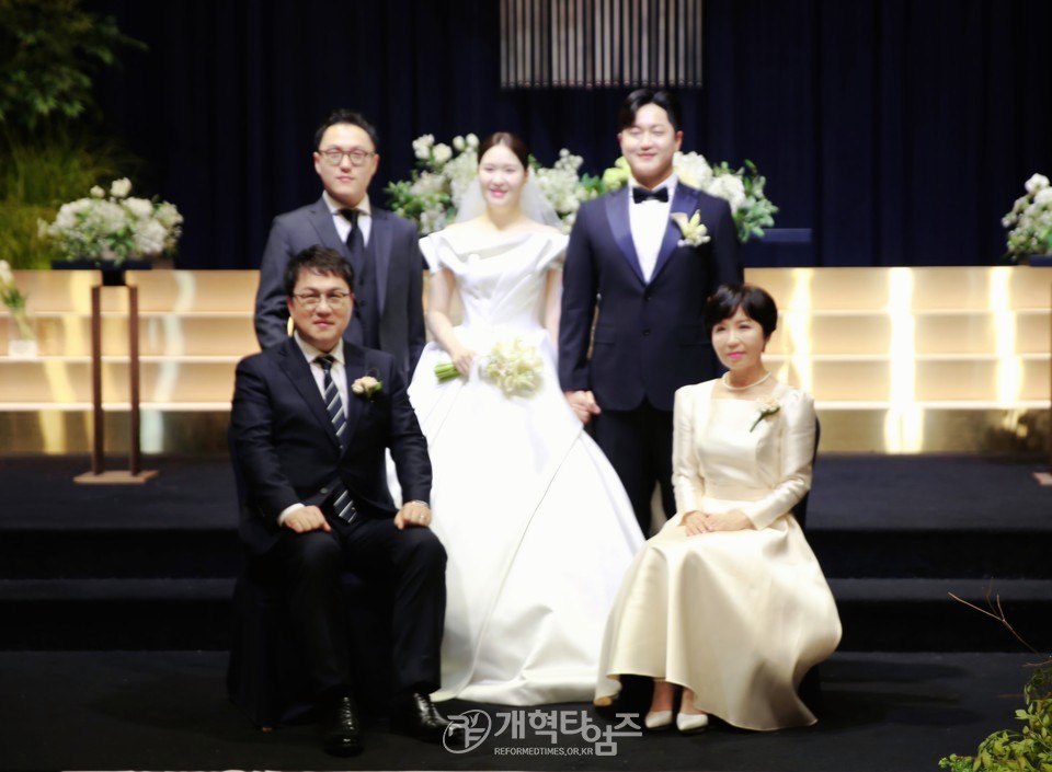 대구목자교회 박기준 목사, 장녀 결혼예식 모습
