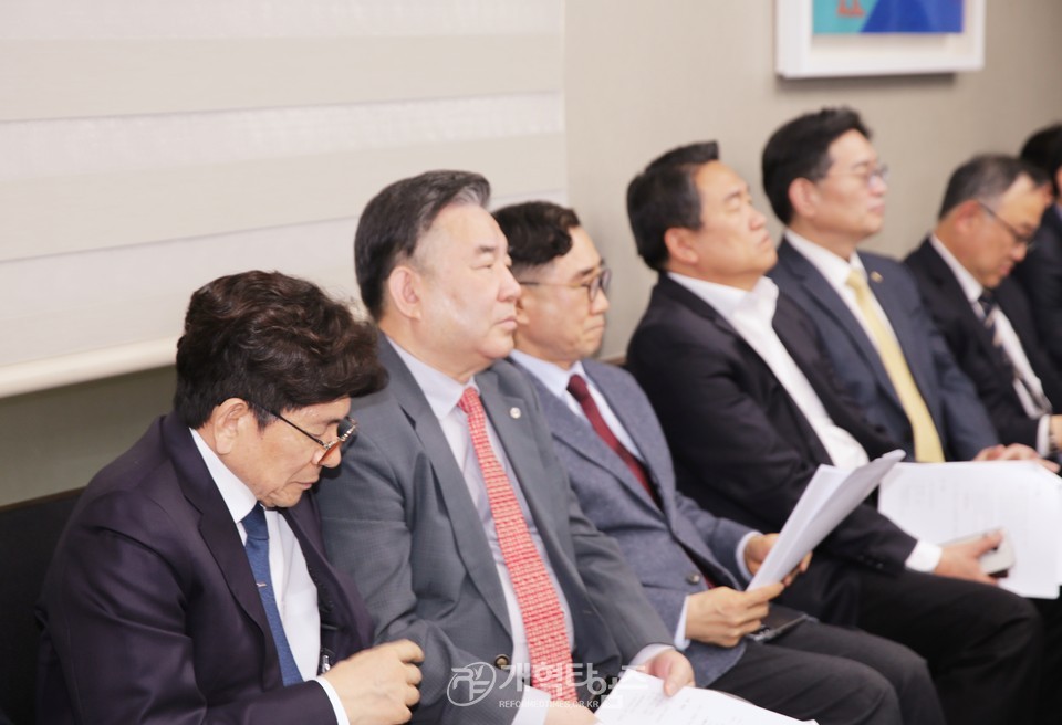 한교총 제8-1차 상임회장 회의 모습