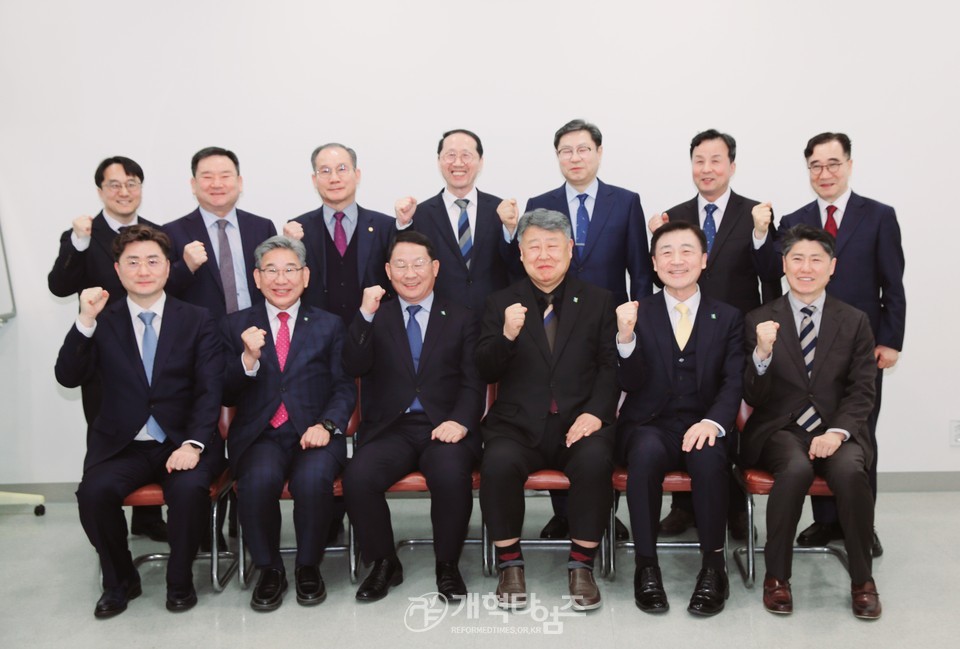 김종혁 총회장 초청, 전국목장기도회 설명회 모습
