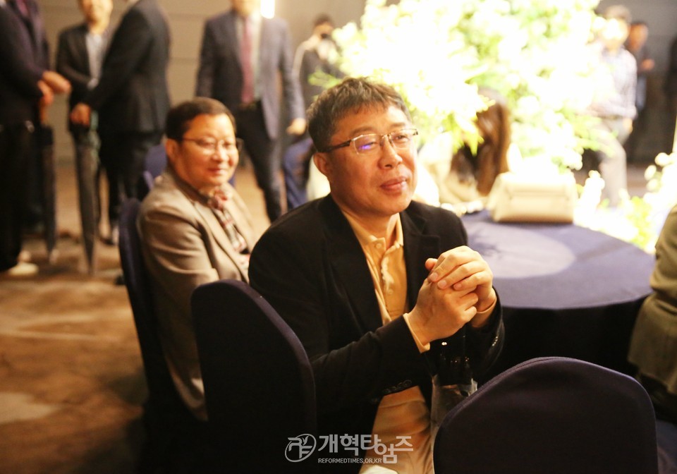 부총회장 김형곤 장로, 장녀 결혼예식 모습
