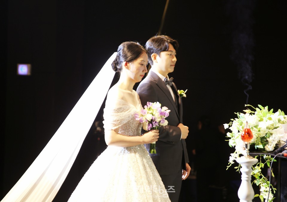 부총회장 김형곤 장로, 장녀 결혼예식 모습