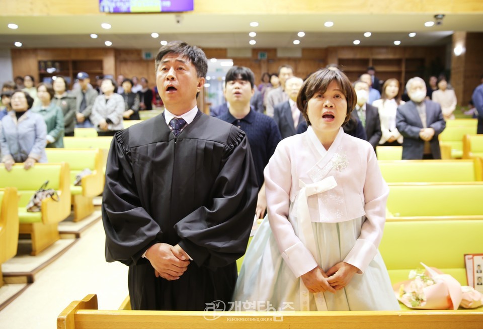 은샘교회, 장로장립예배 모습