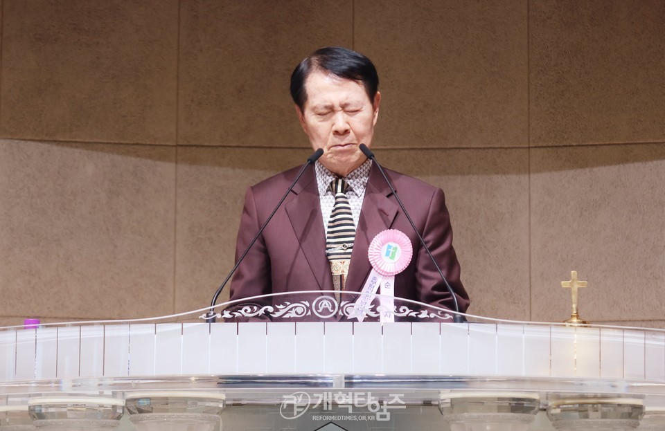 중부협의회,「창립30주년 기념감사예배 및 신임노회장 축하식」모습