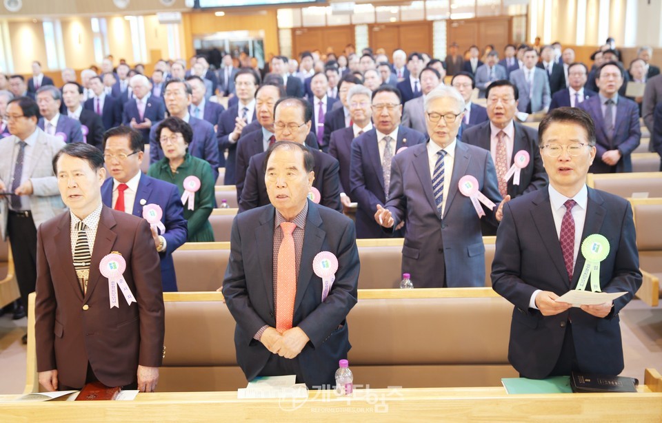 중부협의회,「창립30주년 기념감사예배 및 신임노회장 축하식」모습