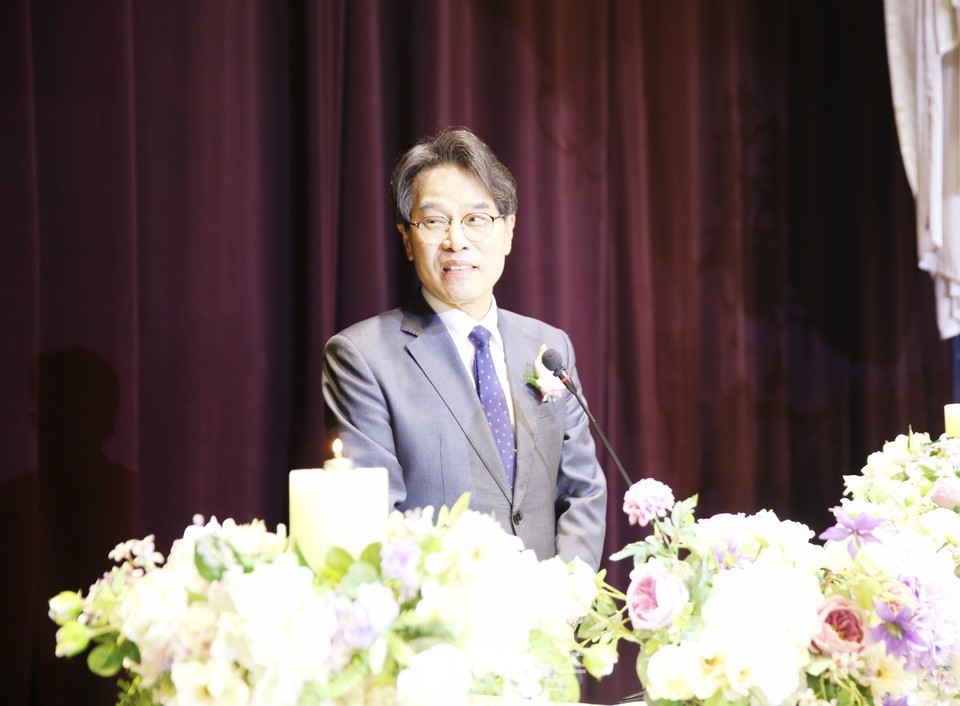 서성로교회 김장교 목사, 장녀 결혼예식 모습