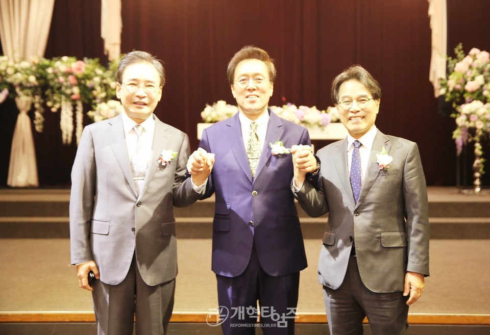 서성로교회 김장교 목사, 장녀 결혼예식 모습