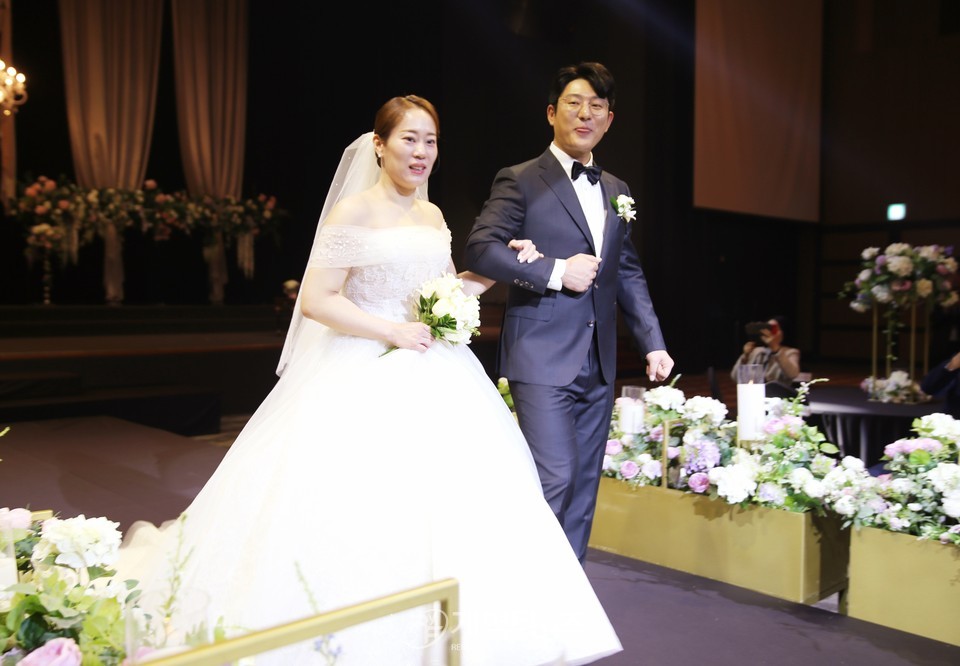 서성로교회 김장교 목사, 장녀 결혼예식 모습
