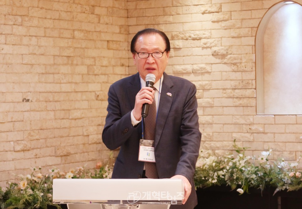 전국원로ㆍ은퇴장로회, 가정의달 감사예배 및 월례회ㆍ임원회 모습