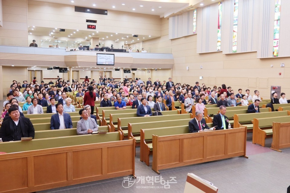 부산노회 200회기 기념 감사예배 모습