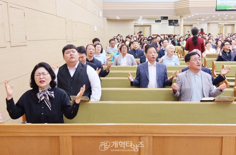 부산노회 200회기 기념 감사예배 모습