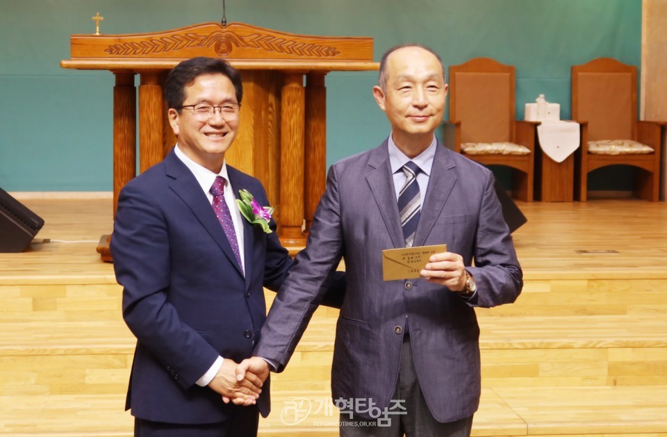 부산노회 200회기 기념 감사예배 모습