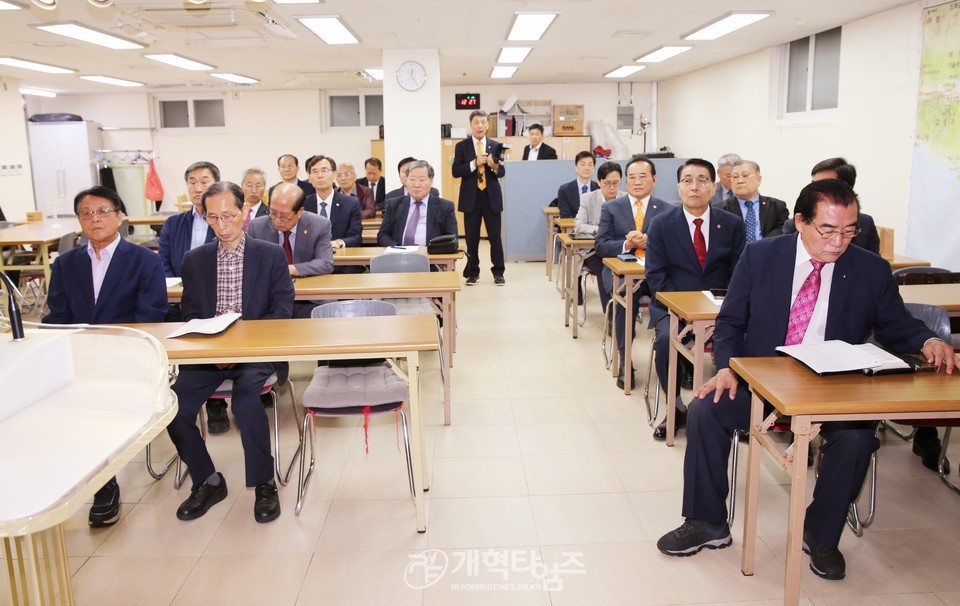 수도권협의회, 전국주교 제71회 수석부회장 단독 후보 양우식 장로 추대 모습