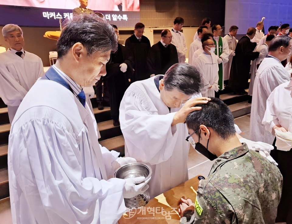 전국남전도회, 육군 훈련소 훈련병 진중세례식 모습