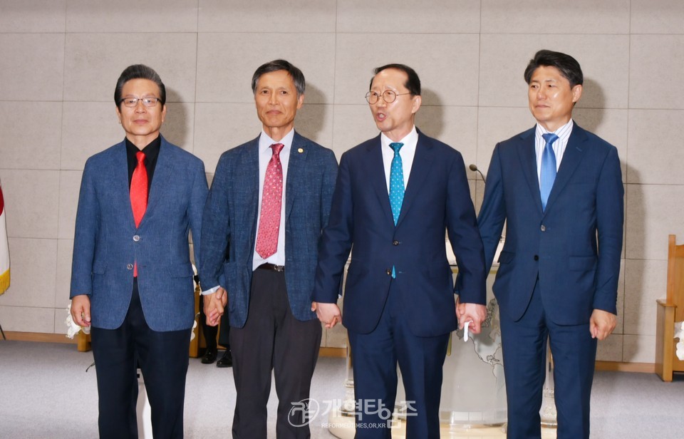 전국남전도회, 육군 훈련소 훈련병 진중세례식 모습