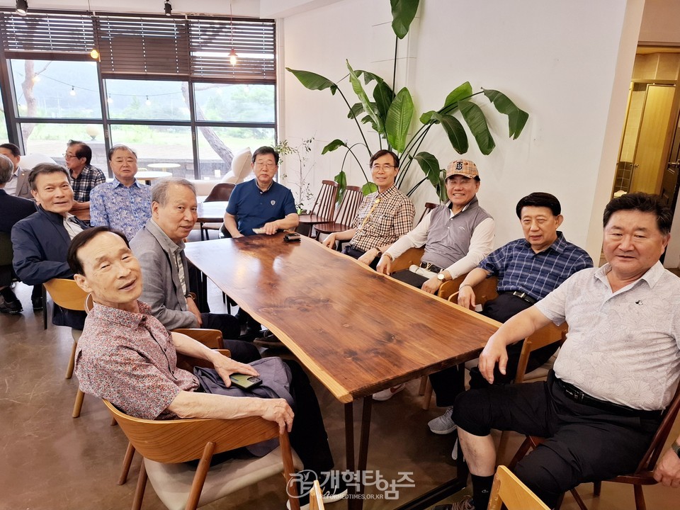 서울ㆍ서북지역장로회, 증경 회장 초청 야외 친교회 모습
