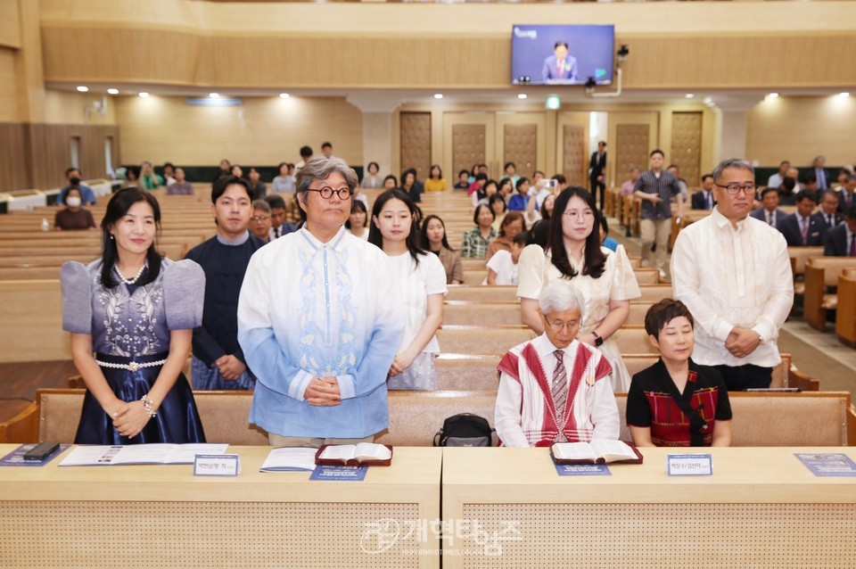 영광대교회, 설립 120주년 감사 및 선교사 파송식 모습