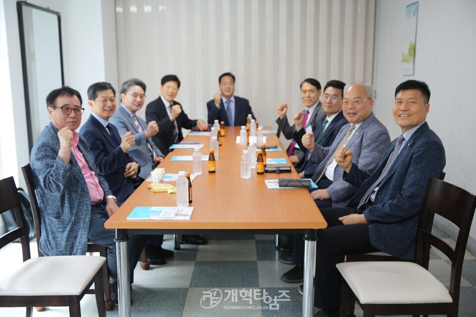 이만교회운동본부 제109회기 교회개척전도성장세미나 모습