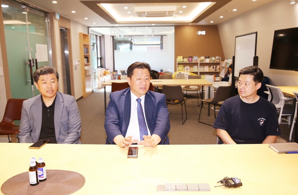 대화재가 발생한 구리 새음교회 모습
