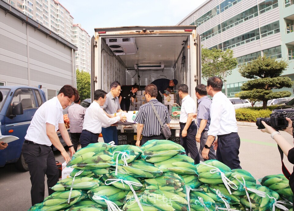 선한장로회, 농촌 선교를 위한 도농상생 농산물 사랑의 나눔 행사 모습