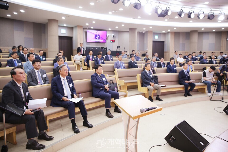 제110회기 총준위 제1차 전체회의 모습