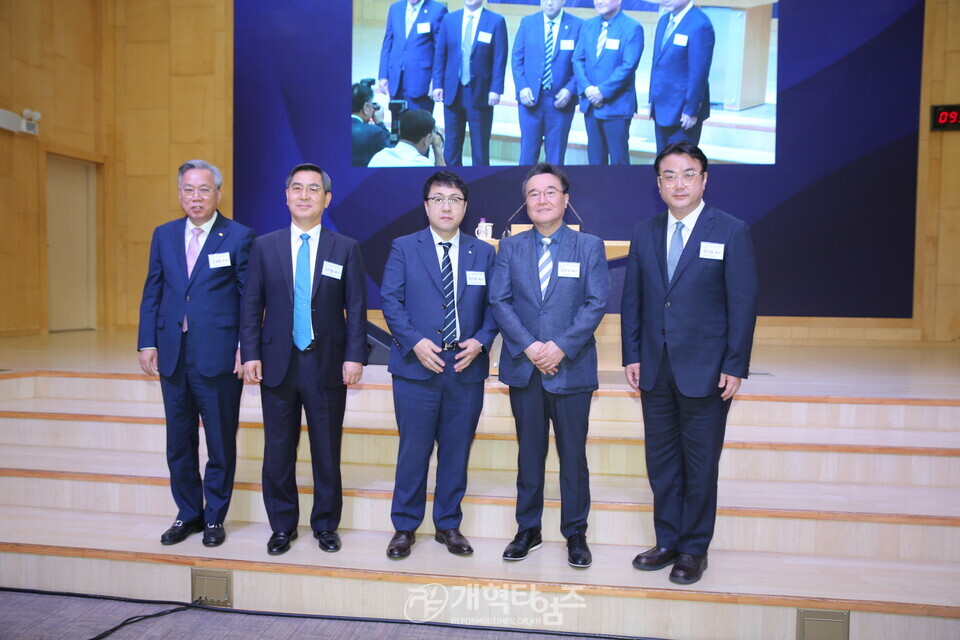 제110회기 총준위, 제2차 전체회의 모습