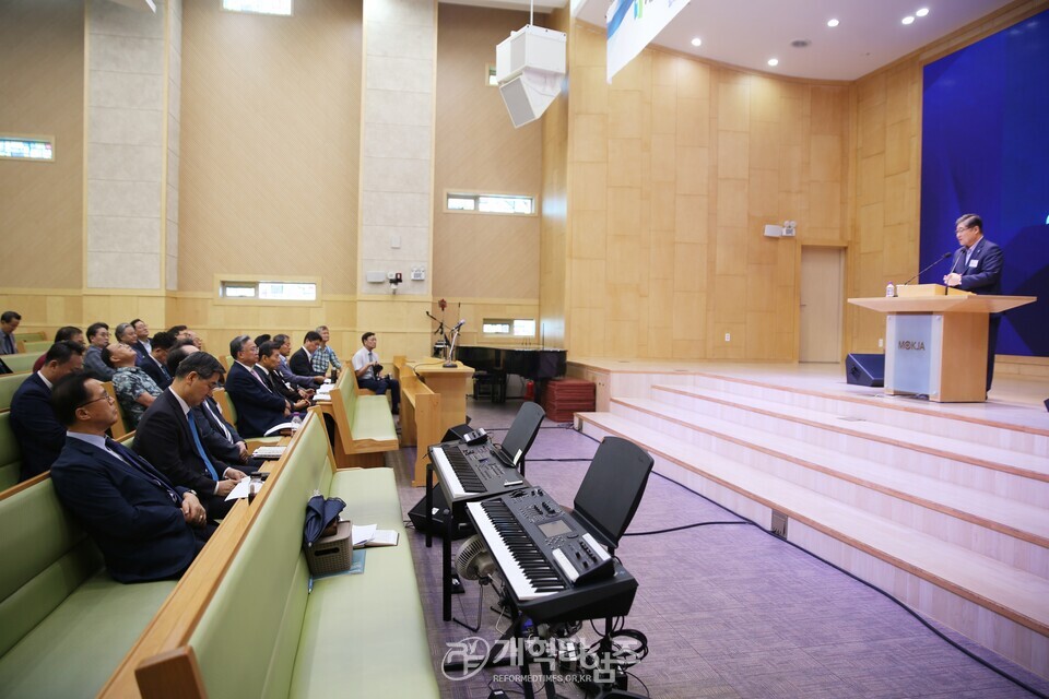 1제110회기 총준위, 제2차 전체회의 모습
