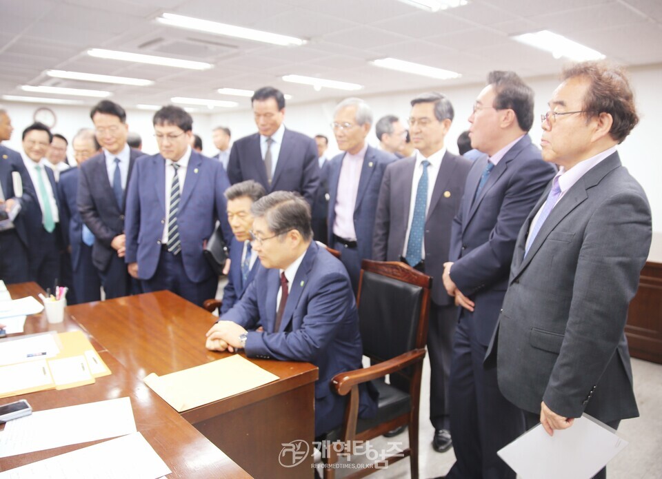 장봉생 목사, 제110회 총회, 총회장 예비 후보 등록 모습