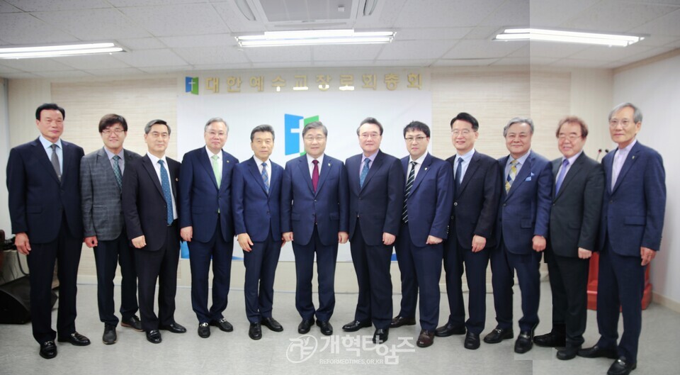 장봉생 목사, 제110회 총회, 총회장 예비 후보 등록 모습