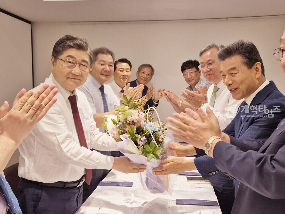 장봉생 목사, 제110회 총회, 총회장 예비 후보 등록 모습
