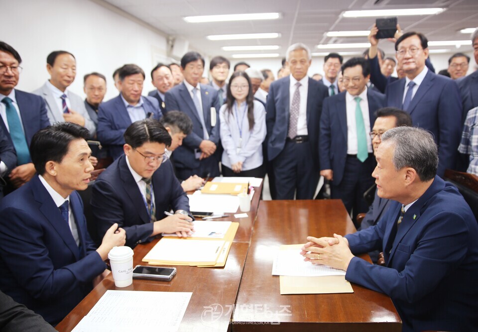 고광석 목사, 제110회 목사 부총회장 후보 등록 모습