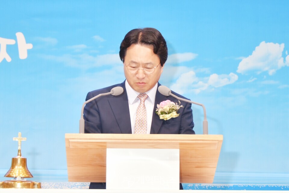 아름다운교회 입당감사예배 모습