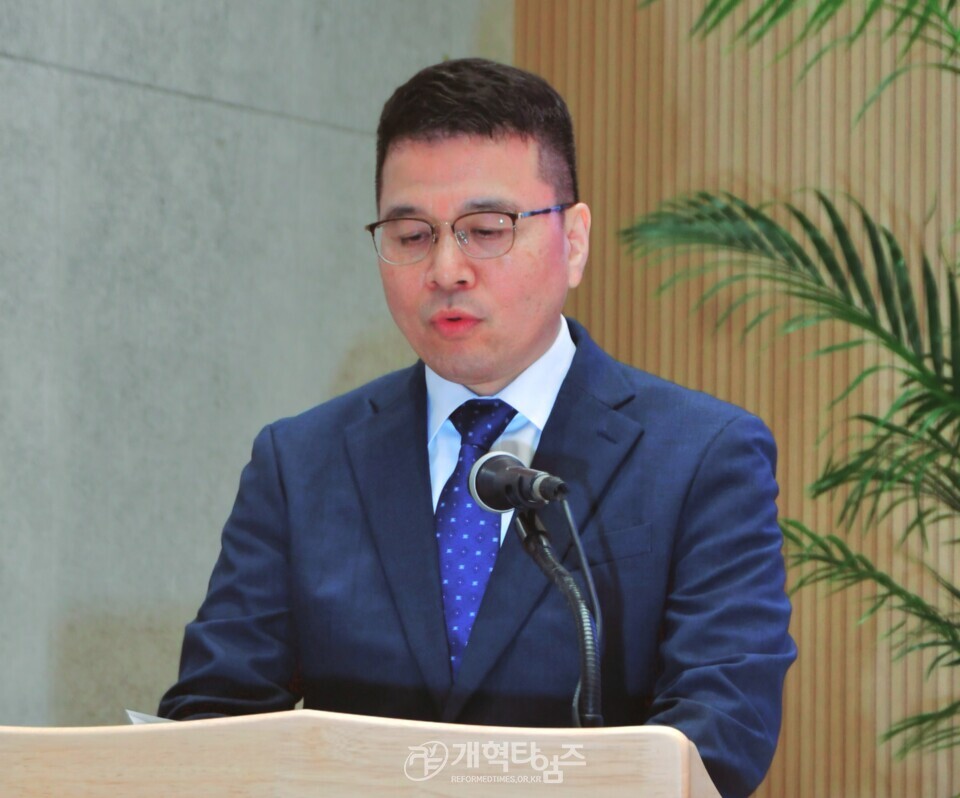 아름다운교회 입당감사예배 모습