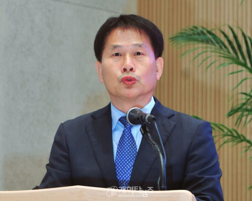 아름다운교회 입당감사예배 모습