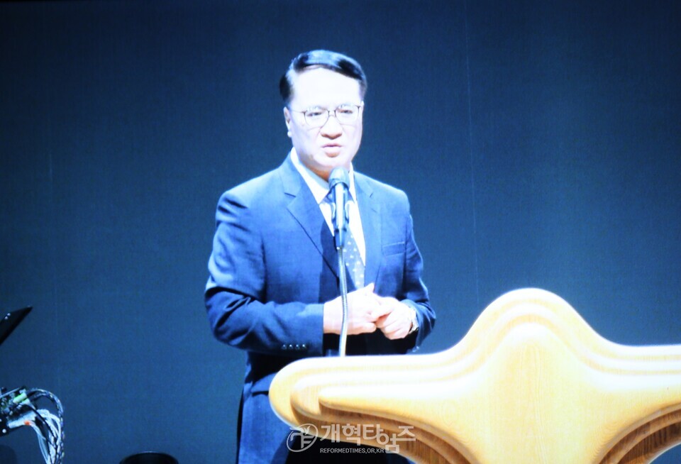총회군선교회, 육군훈련소 훈련병 진중세례식 및 순교자의 영광 공연 모습