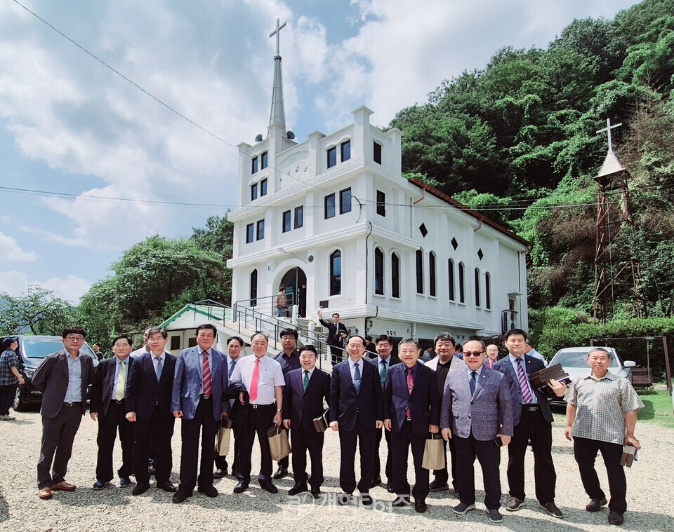 전국남전도회, 수만교회 입당 감사예배 모습