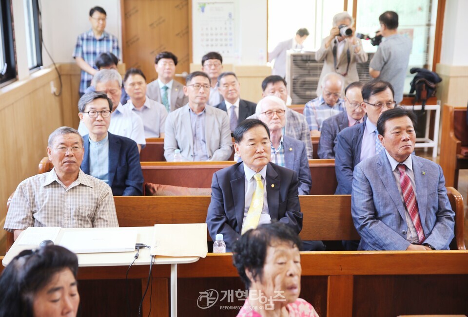 전국남전도회, 수만교회 입당 감사예배 모습