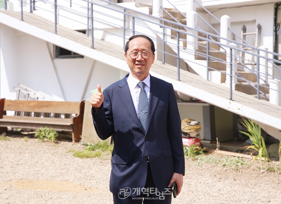 전국남전도회, 수만교회 입당 감사예배 모습