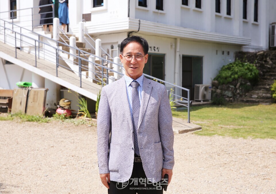 전국남전도회, 수만교회 입당 감사예배 모습