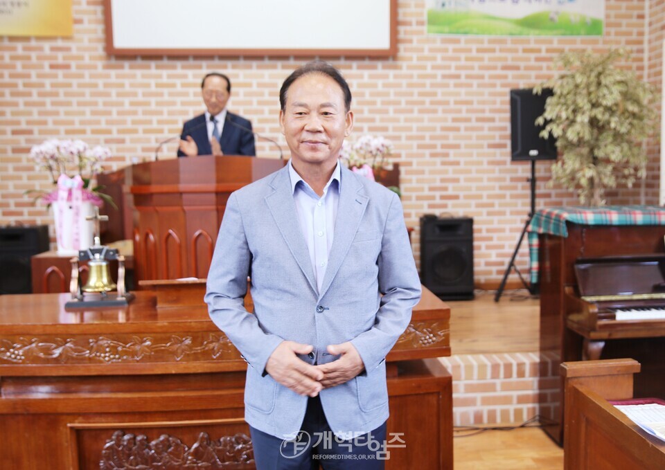 전국남전도회, 수만교회 입당 감사예배 모습
