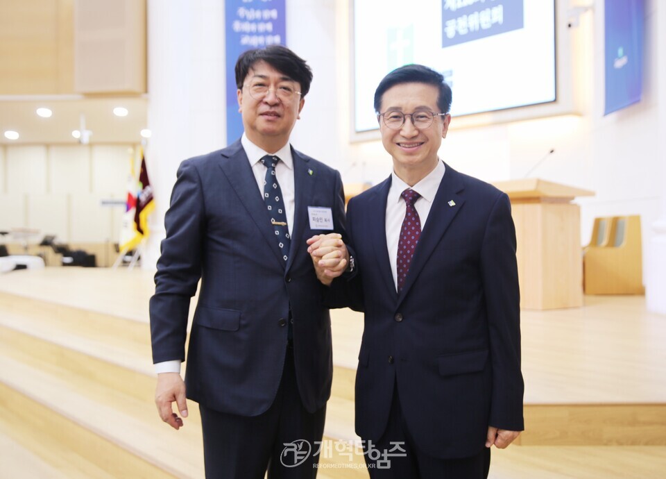 110회 총회 공천위원회 모습