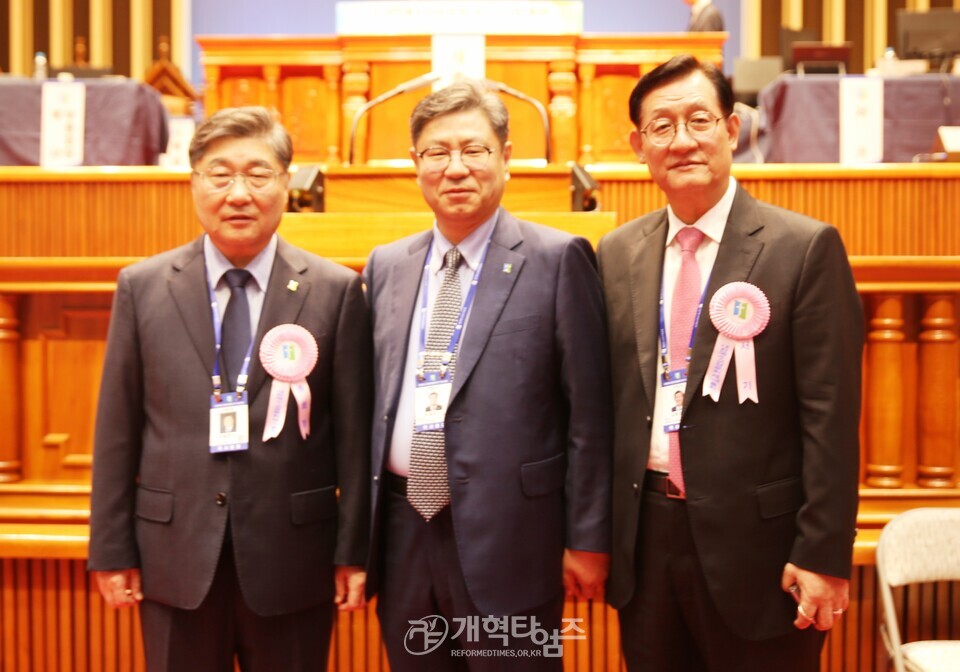 110회 총회 농어촌부장에 당선된 이철우 목사 모습