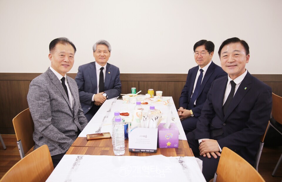 110회 총회 의전분과장 정신길 목사 부친상 모습