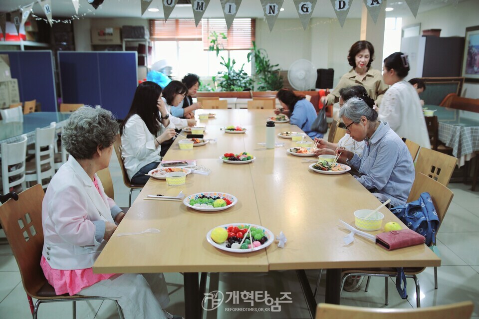 바른사회 건강가정 세움연합 세미나 및 창립총회 모습