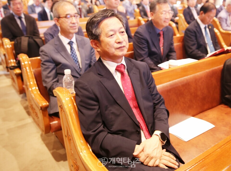 전국남전도회, 제45회기 회장 이ㆍ취임 감사예배 모습