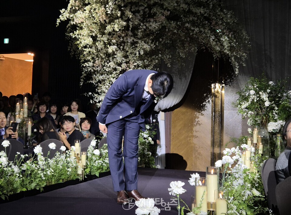 서울ㆍ서북장로회 서기 이종석 장로, 차녀 결혼 예식 모습