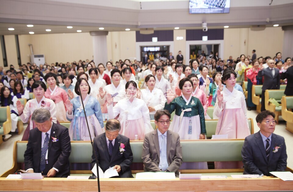 이천은광교회,「임직감사예배」모습